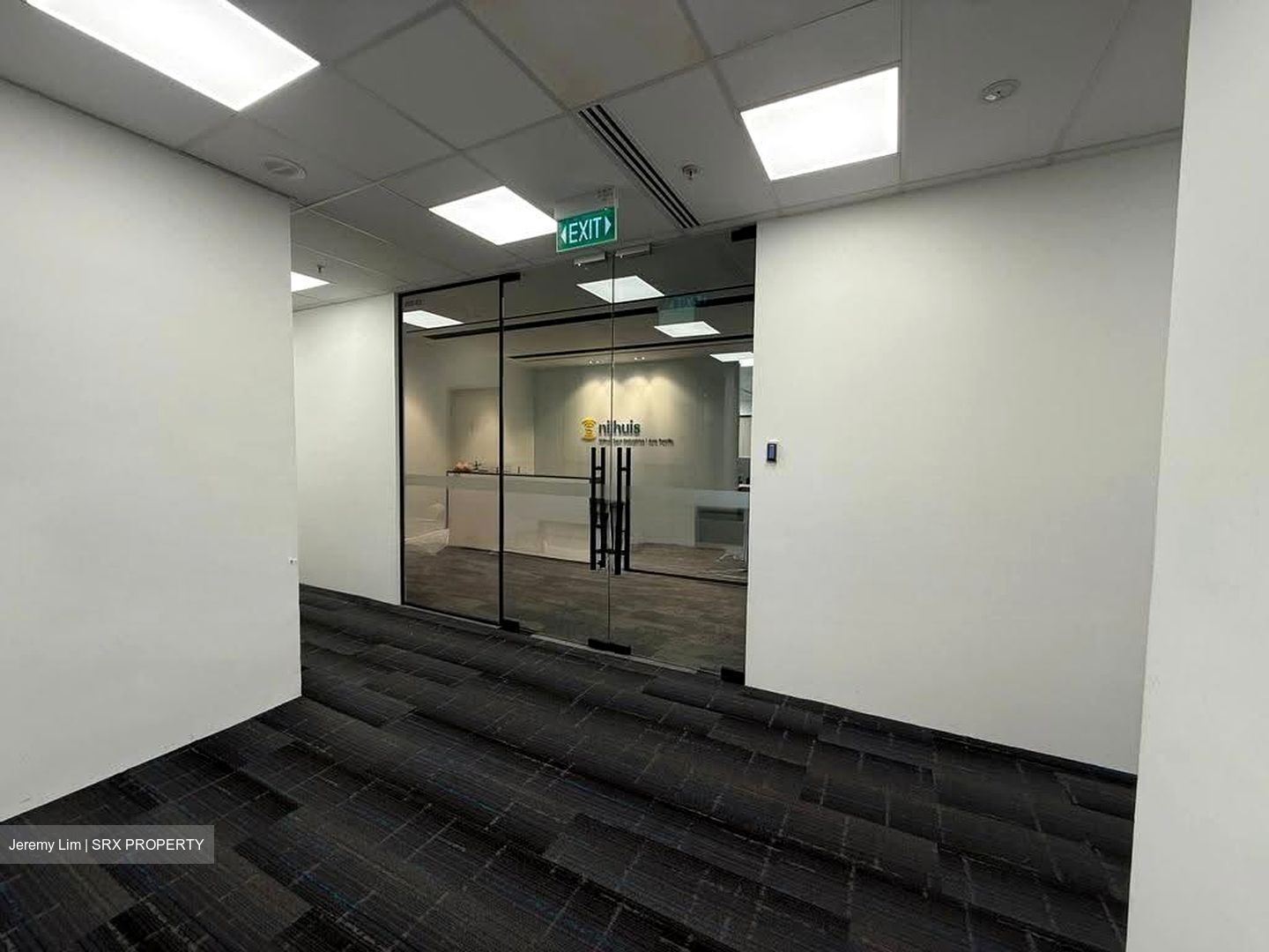 UE Square (D9), Office #629213951